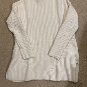 Black and white extra large Old Navy sweaters.